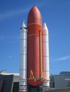 Fuel tank and solid rocket boosters